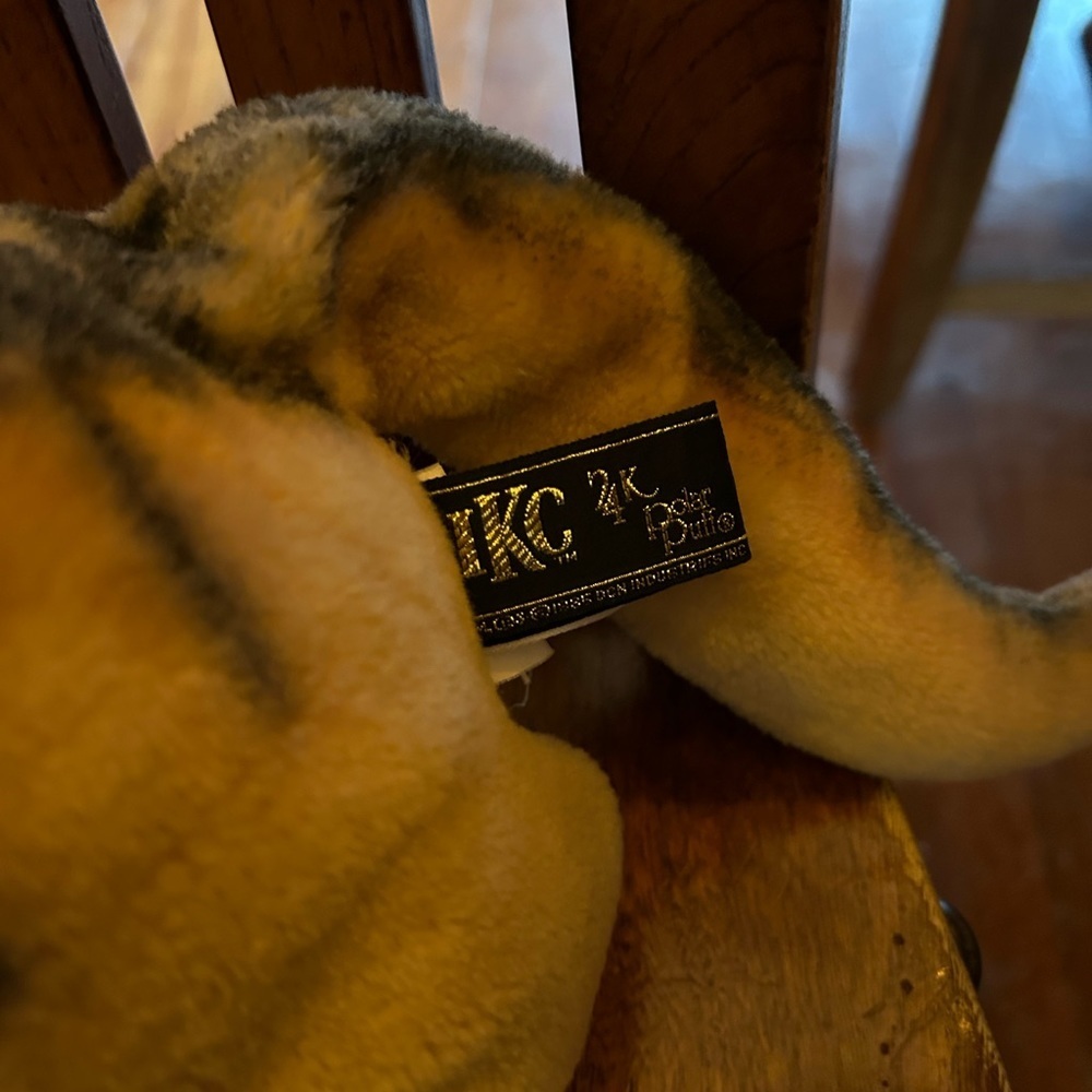 Vintage IKC 24K Polar Puff German Shepherd HTF! EUC!! - Picture 4 of 10